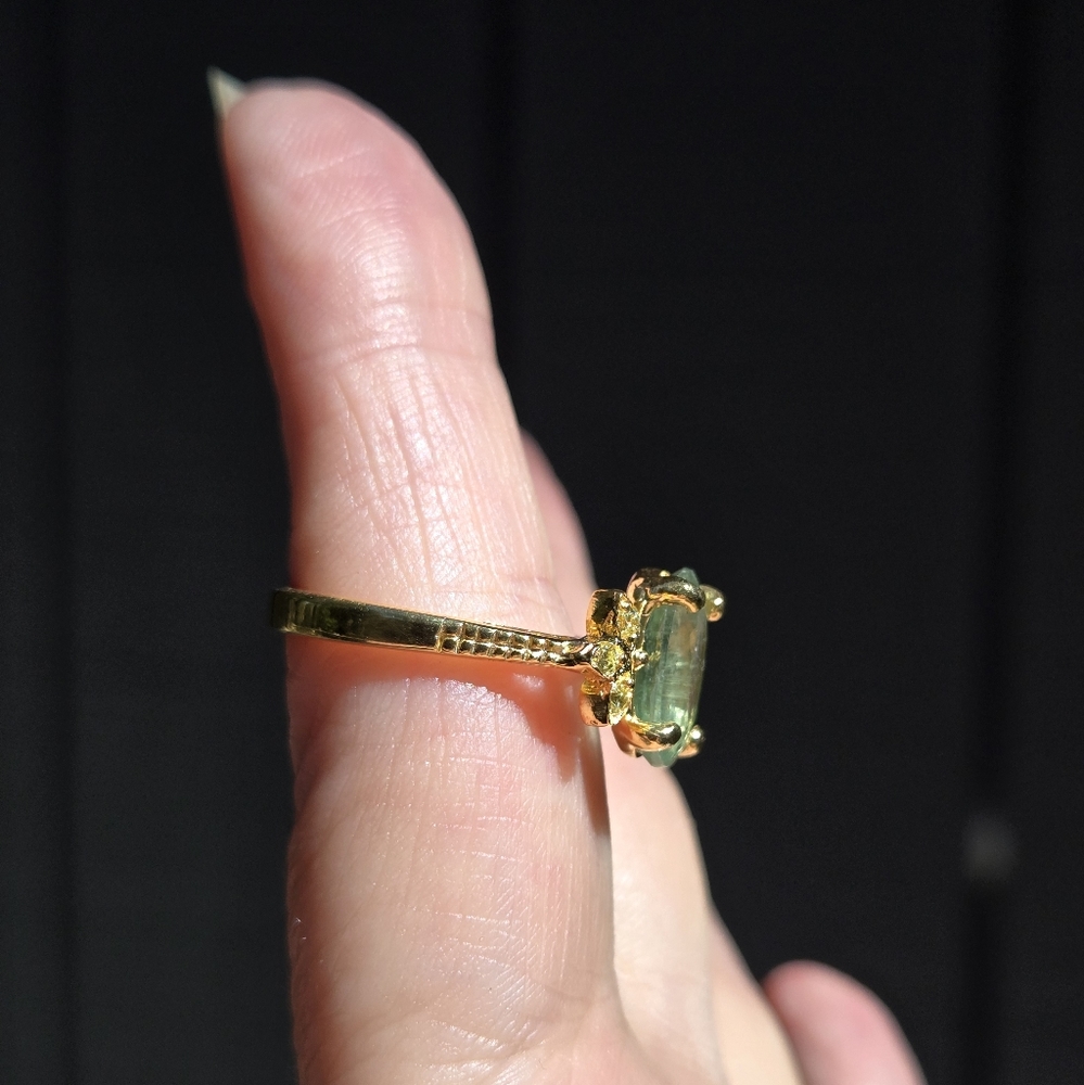 Kyanite 5k oval & Peridot 24k gold ring sz8 - Picture 10 of 11